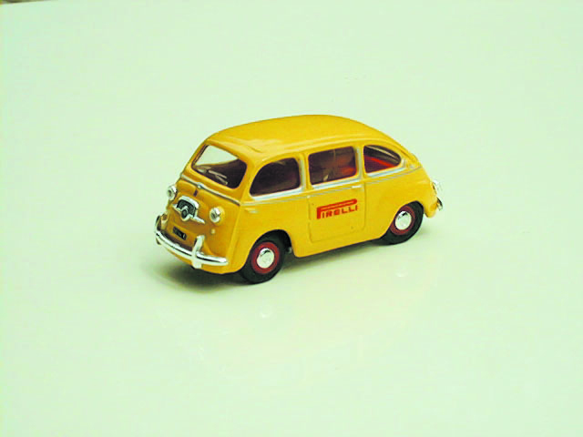 FIAT MULTIPLA in scala 1:43