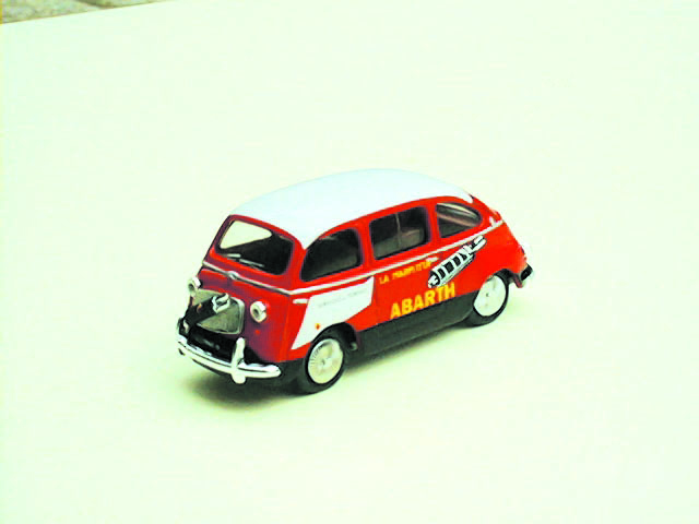FIAT MULTIPLA in scala 1:43
