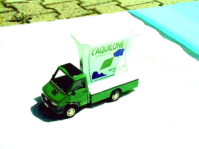 IVECO DAILY in scala 1:43