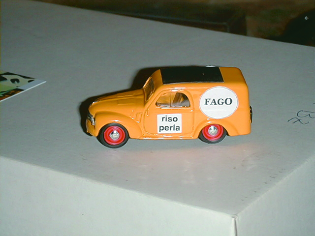 FIAT 500 C FURGONI 1:43 scale