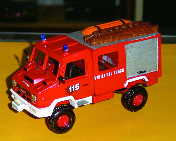 CAMION 1:43 scale
