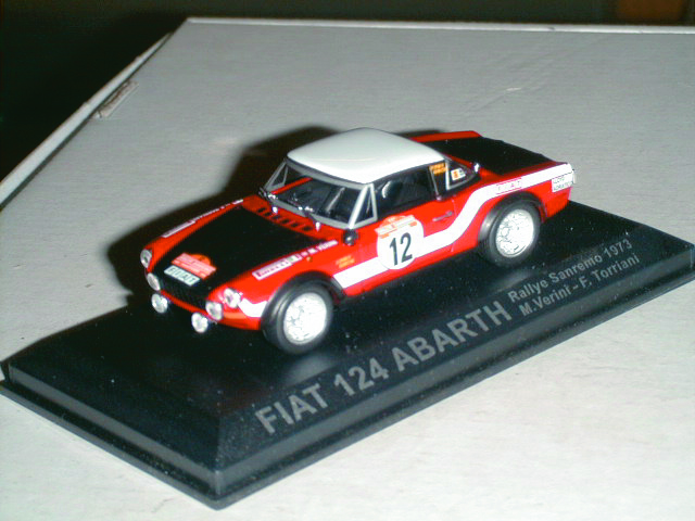 FIAT 124 CABRIO