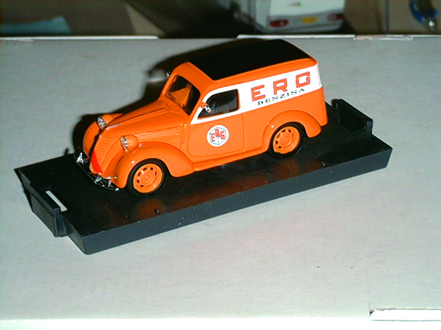 FIAT 1100 FURGONI 1:43 scale