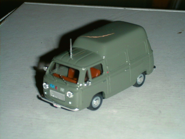 FIAT 600 T/850 T 1:43 scale