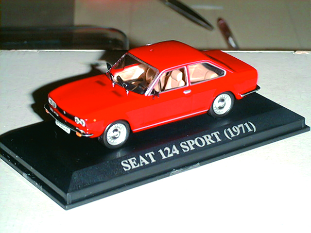 SEAT 124 COUPE'