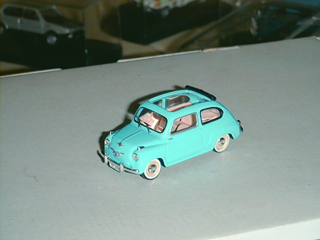 FIAT 600 1:43 scale