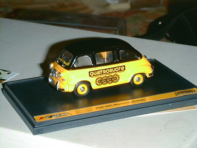 FIAT MULTIPLA in scala 1:43