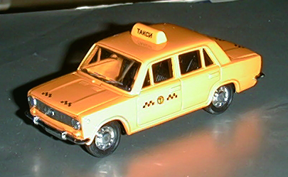 FIAT 124 in scala 1:43