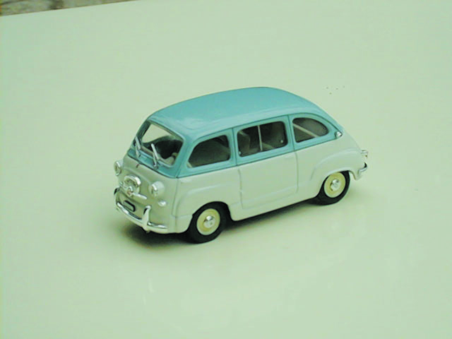 FIAT MULTIPLA in scala 1:43