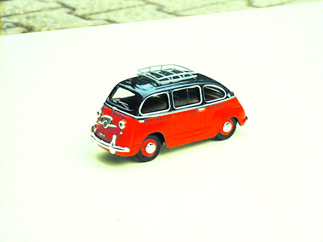 FIAT MULTIPLA in scala 1:43
