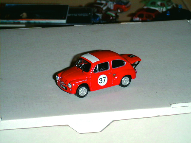 FIAT 600 1:43 scale