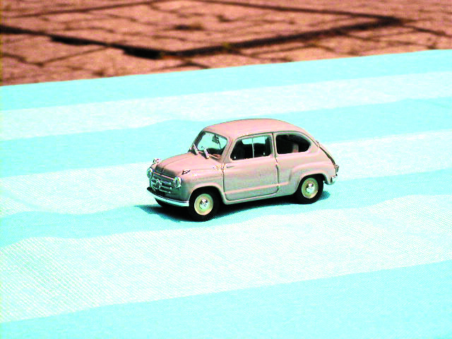 FIAT 600 in scala 1:43
