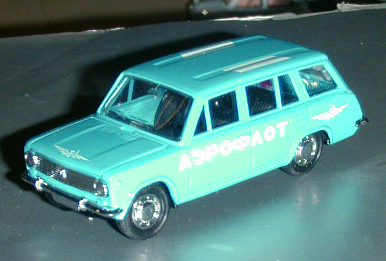 FIAT 124 FAMILIARE 1:43 scale