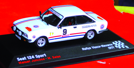 SEAT 124 COUPE'