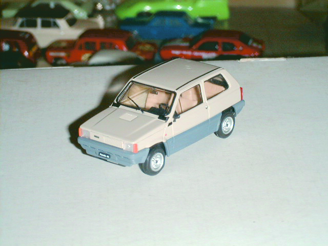 FIAT PANDA in scala 1:43