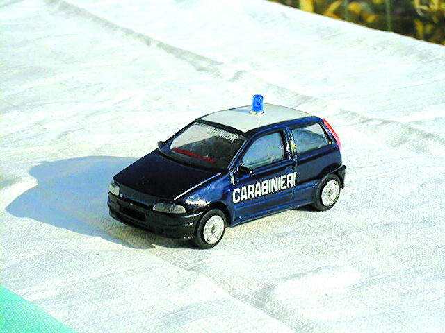 FIAT PUNTO 2 PORTE in scala 1:43