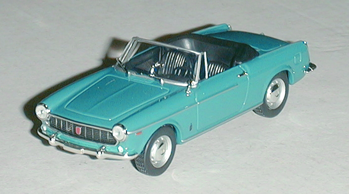 FIAT 1500 CABRIO in scala 1:43