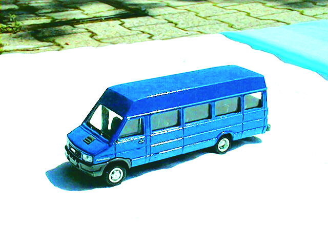 IVECO DAILY in scala 1:43