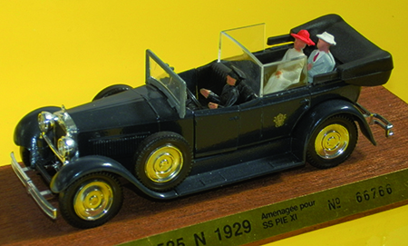 FIAT 525 in scala 1:43