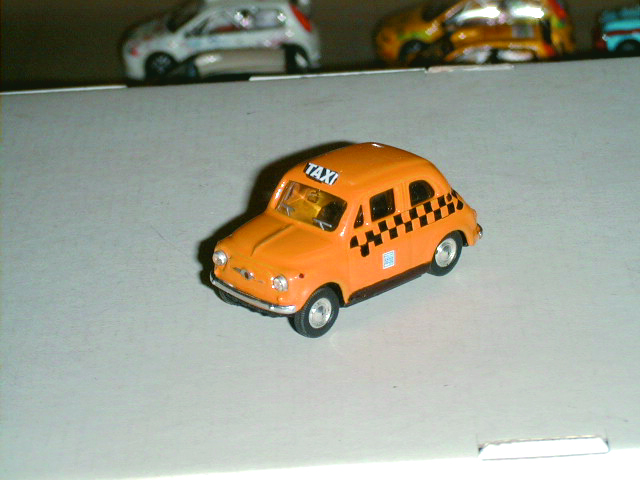 FIAT 500 1:43 scale