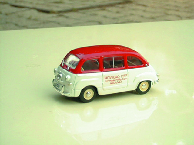 FIAT MULTIPLA 1:43 scale