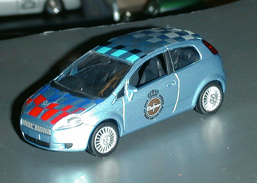 FIAT PUNTO in scala 1:43