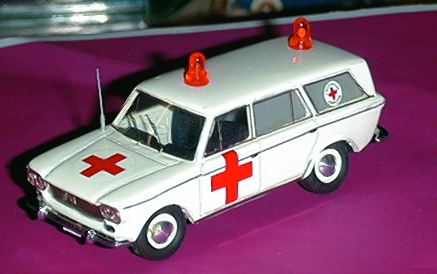 FIAT AMBULANZE in scala 1:43