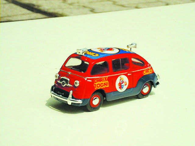 FIAT MULTIPLA in scala 1:43