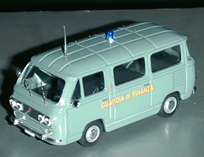 FIAT 600 T/850 T 1:43 scale