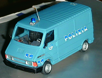 FIAT 242 1:43 scale