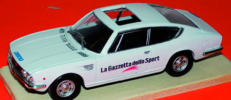 FIAT DINO in scala 1:43