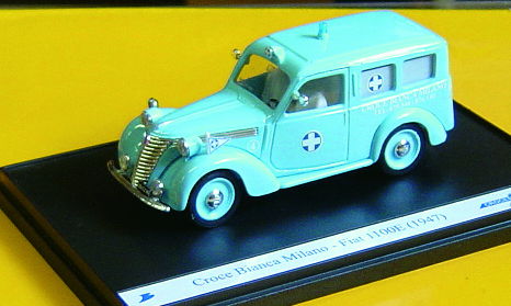 FIAT AMBULANZE in scala 1:43
