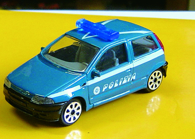 FIAT PUNTO in scala 1:43