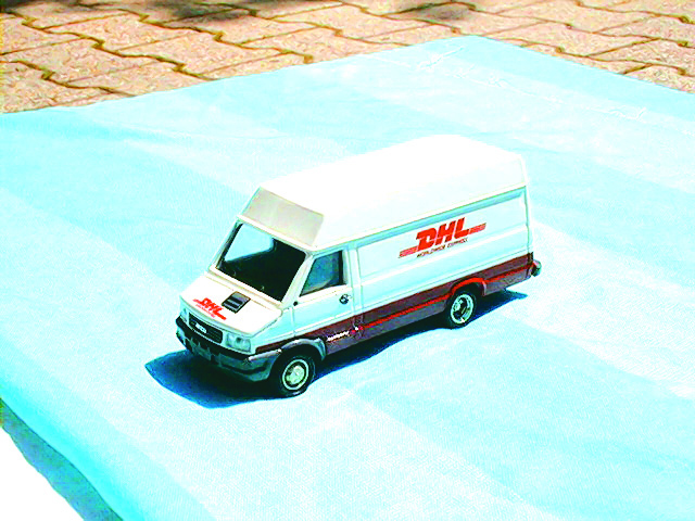 IVECO DAILY in scala 1:43
