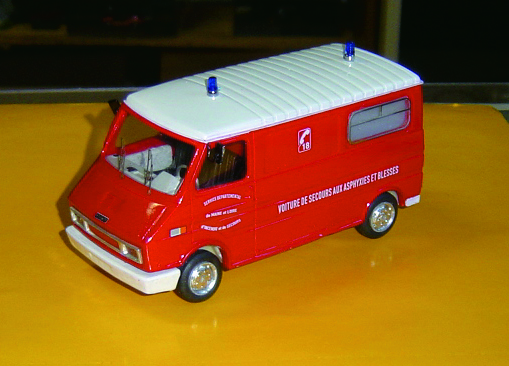 FIAT 242 1:43 scale