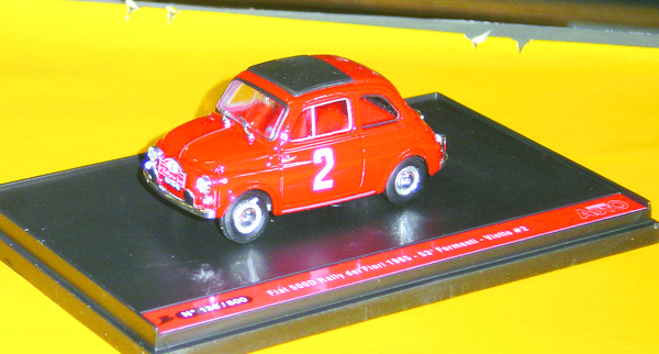 FIAT 500 in scala 1:43