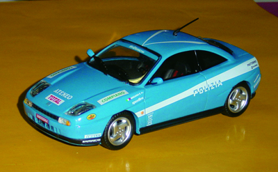 FIAT 2000 in scala 1:43