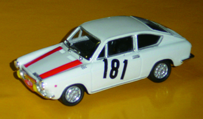 FIAT 850 COUPE in scala 1:43