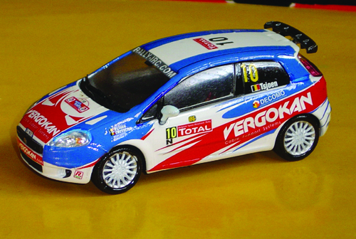 FIAT PUNTO in scala 1:43