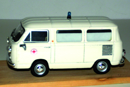 FIAT AMBULANZE in scala 1:43