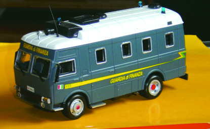 CAMION in scala 1:43