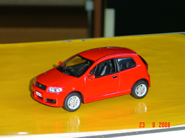 FIAT PUNTO in scala 1:43