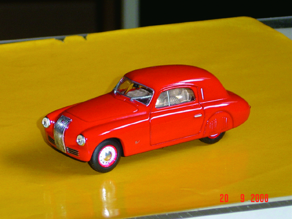 FIAT 1100 COUPE in scala 1:43
