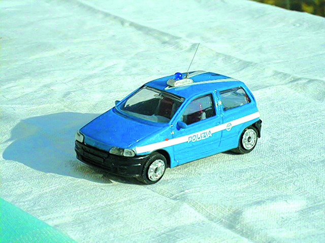 FIAT PUNTO 2 PORTE in scala 1:43