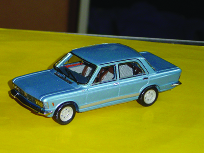 FIAT 130 1:43 scale