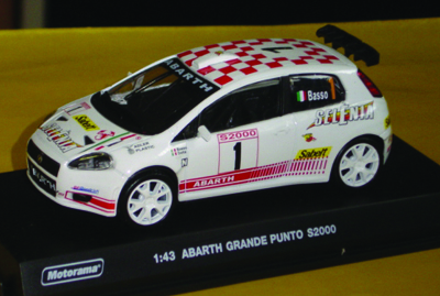 FIAT GRANDE PUNTO in scala 1:43