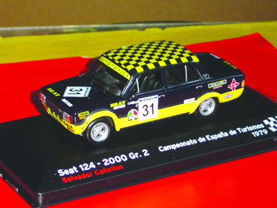 SEAT 124 in scala 1:43