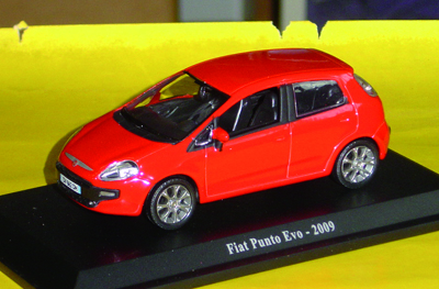 FIAT PUNTO in scala 1:43