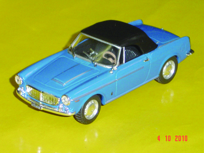 FIAT 124 CABRIO in scala 1:43