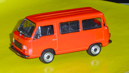 FIAT 900 T in scala 1:43